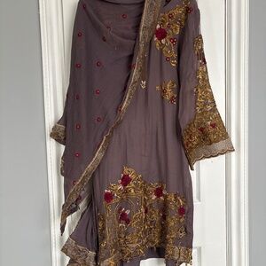 3 piece salwar kameez - pakistani suit. Taupe mauve brown res roses gold work